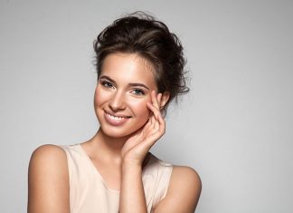 Jak ubrać się na przyjęcie wieczorowe