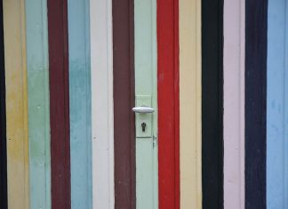 Drzwi przesuwne bezramowe