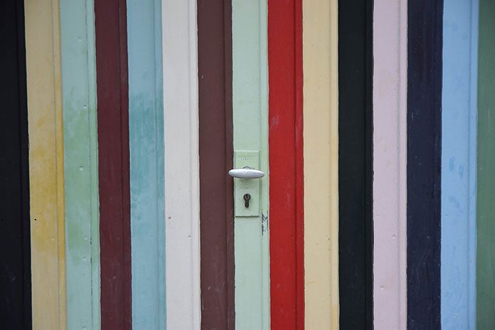 Drzwi przesuwne bezramowe