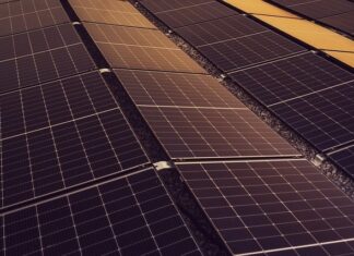 Czy można położyć panele bez dylatacji?