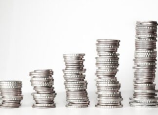 Jak odnowić metalowe meble ogrodowe?