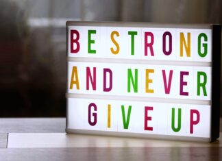 Jak wzmocnić zapach świeczki?