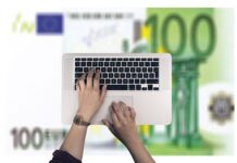 Ile zarabia szklarz?