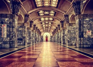 Czym się różni stacja lutownicza od lutownicy?