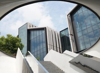 Jak zamontować zlewozmywak wpuszczany w blat?