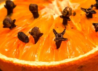 Jak zrobić odświeżacz powietrza z olejku eterycznego?