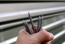 Czy mocować szafę do ściany? Czy mocować szafę do ściany?