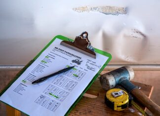 Ile za m2 paneli robocizna?