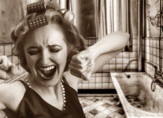 Czy do łazienki musi być specjalne lustro? Czy do łazienki musi być specjalne lustro?