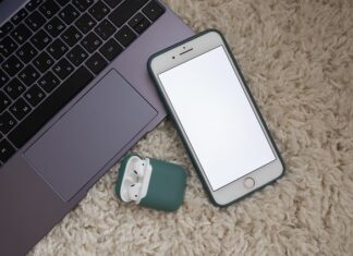 Ile luksów na biurku?