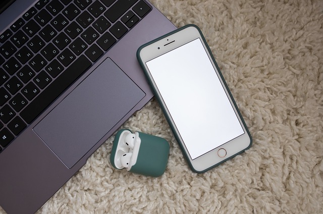 Ile luksów na biurku? Ile luksów na biurku?